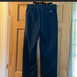 Figs scrub pant brand new with tag